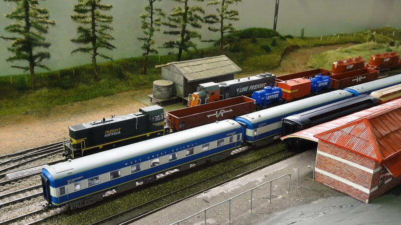 Somewhere Creek - Shunting in Yard