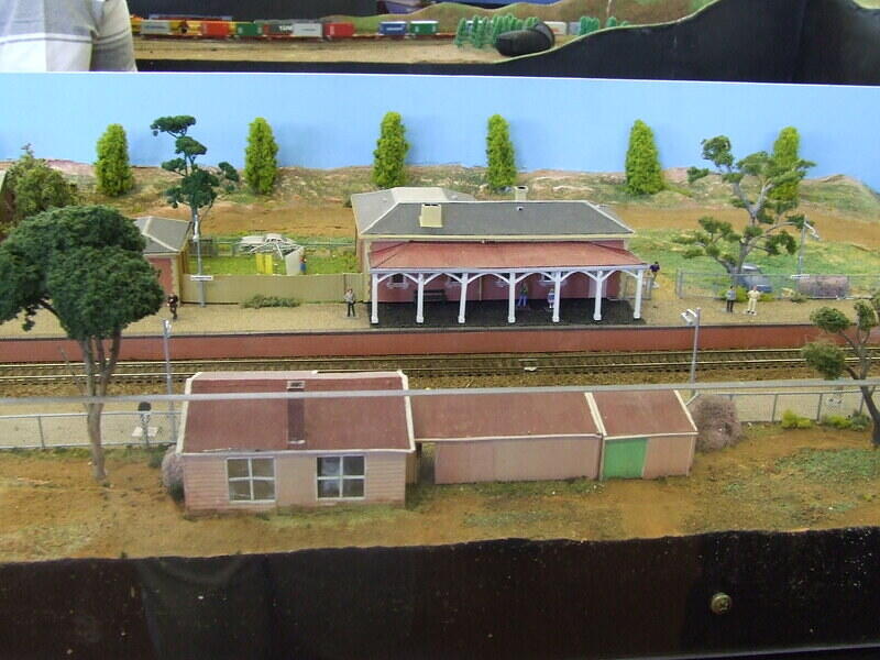 Elphinstone Station