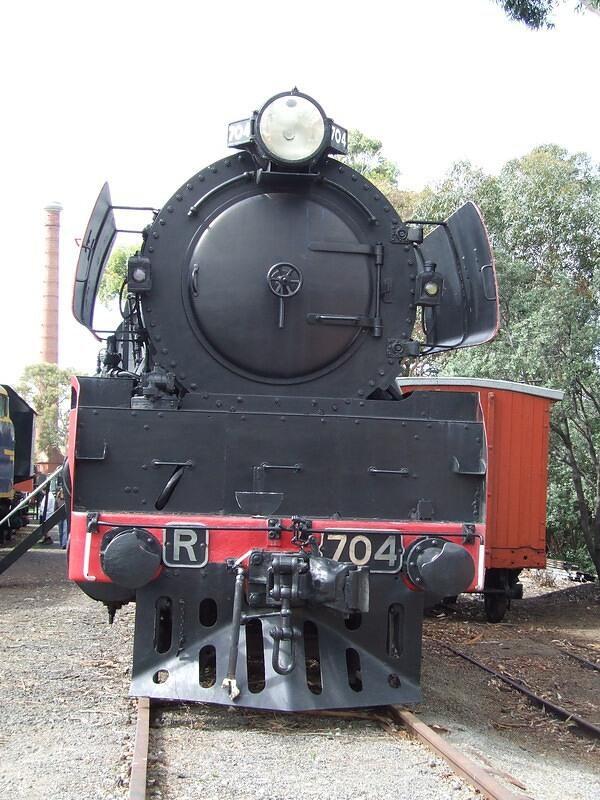 R 704 Front