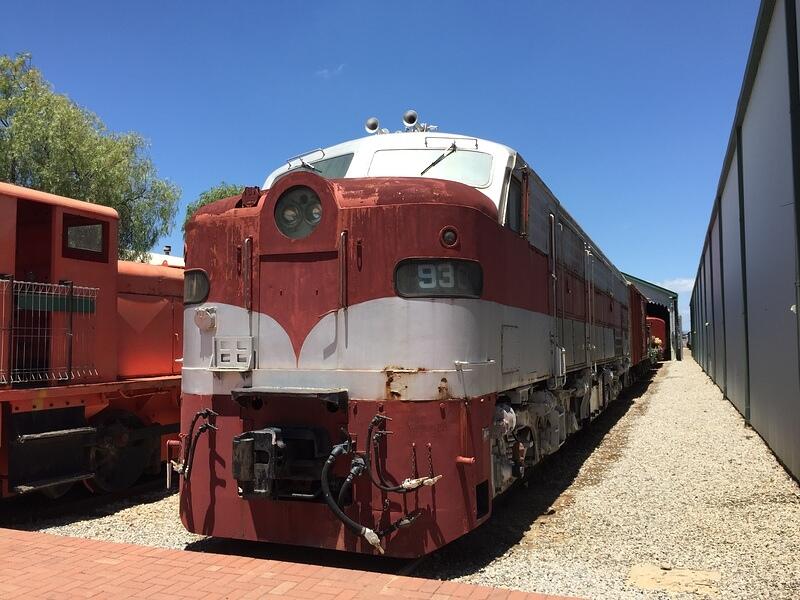 930 (2)