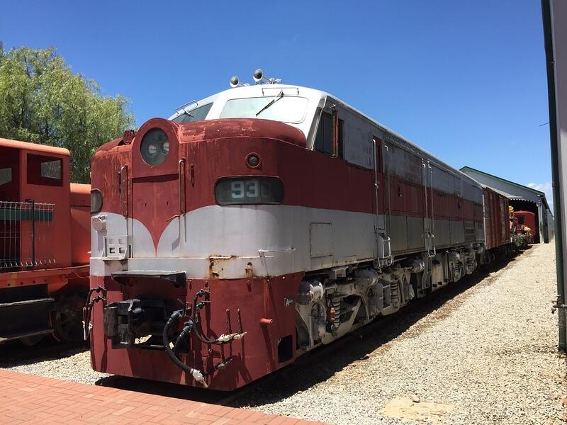 930 (3)
