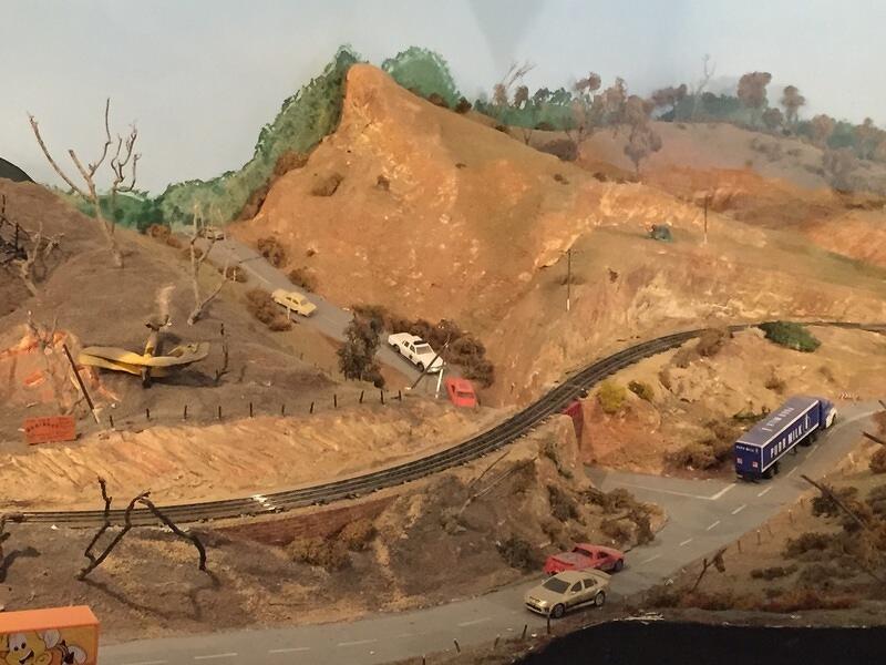 Model layout (114)