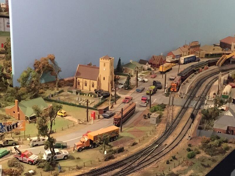 Model layout (150)