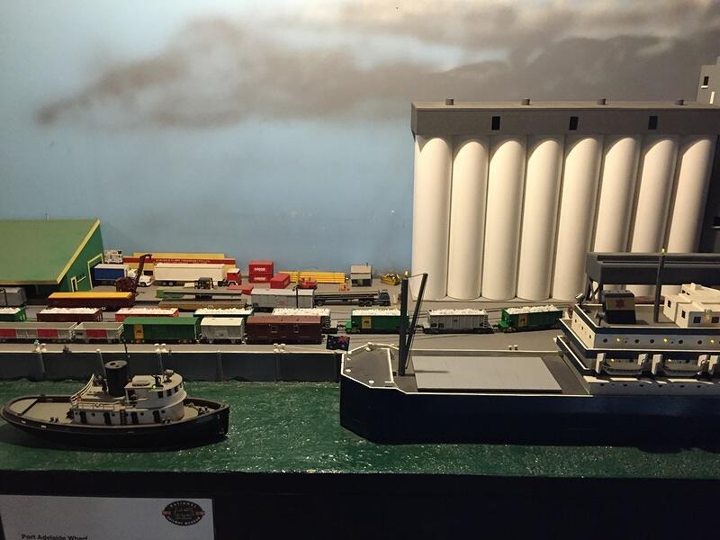 Model layout (17)