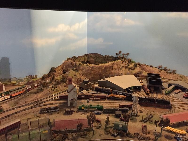 Model layout (74)