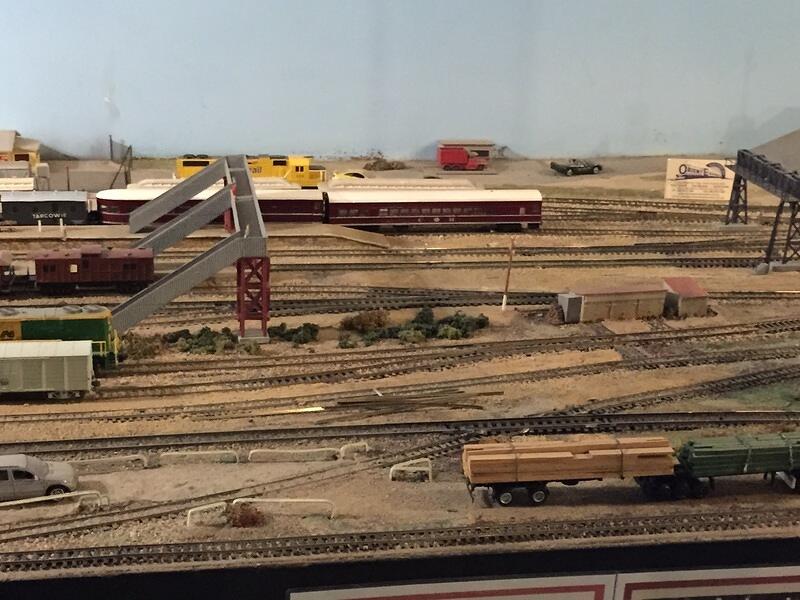 Model layout (85)