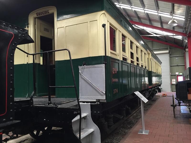 Passenger car (5)