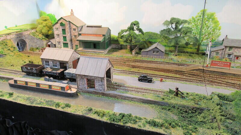 Middle Down Road 02