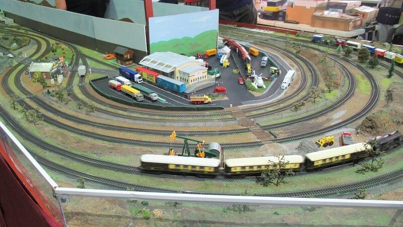 Ready To Run Model Railway Group 02
