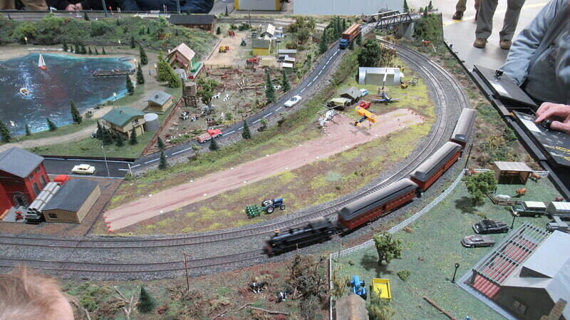 Lakeside 04