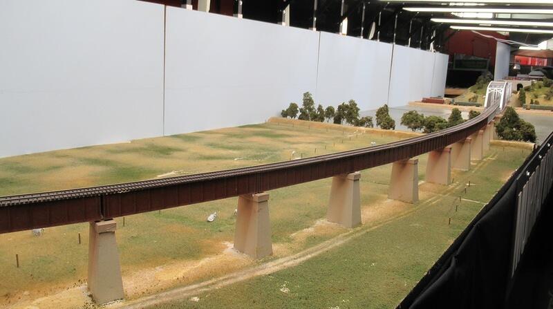 Murray River Bridge 06