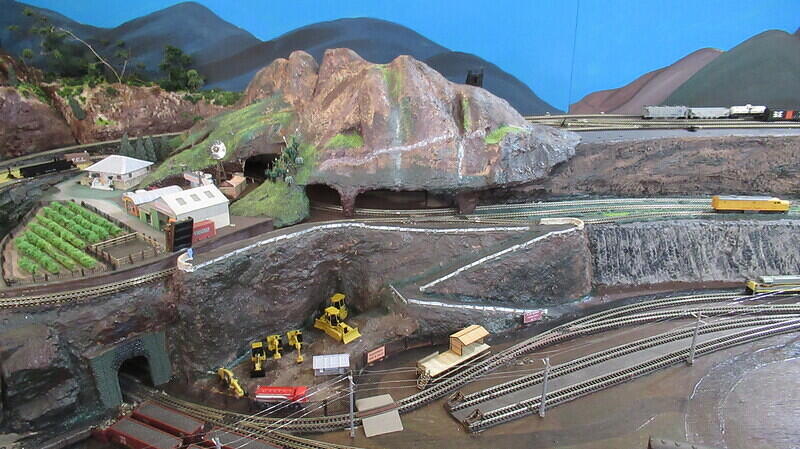 MCOZ Railway 03