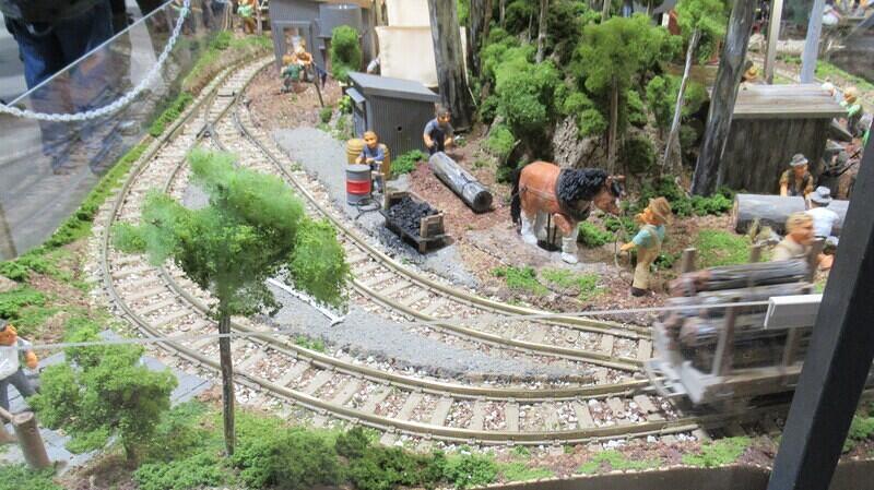 Uphill Logging 08