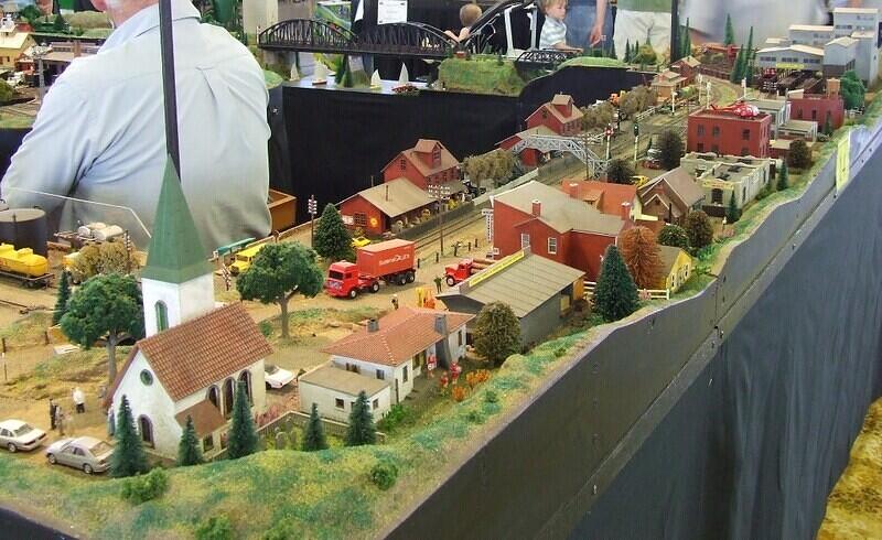 Mid-West Railroad 11
