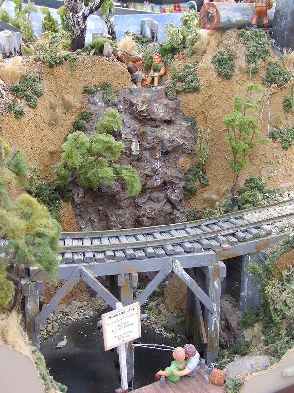 Kangaroo and Cockatoo Railway 12 27