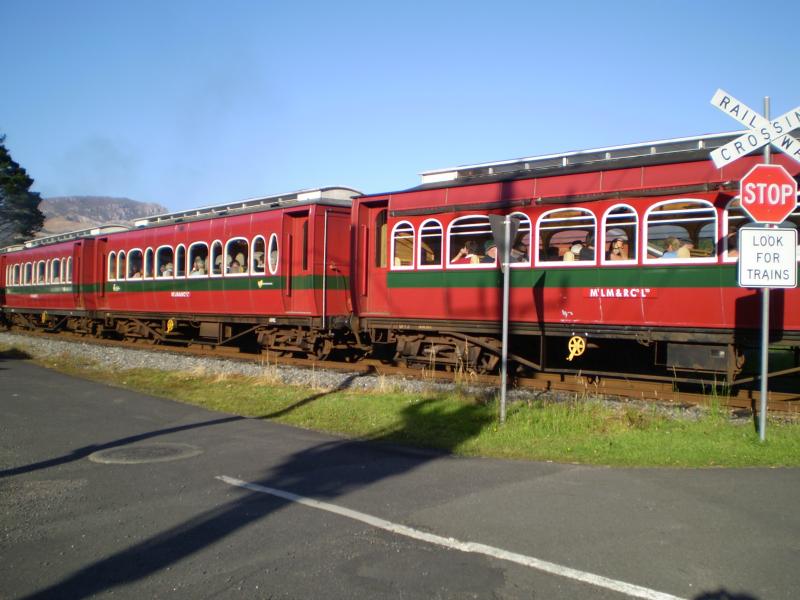 37 001