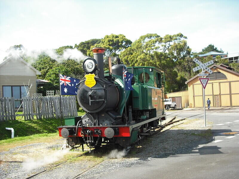 200 001