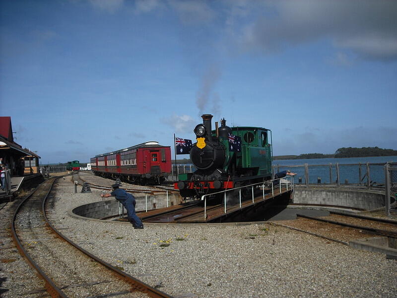 201 001