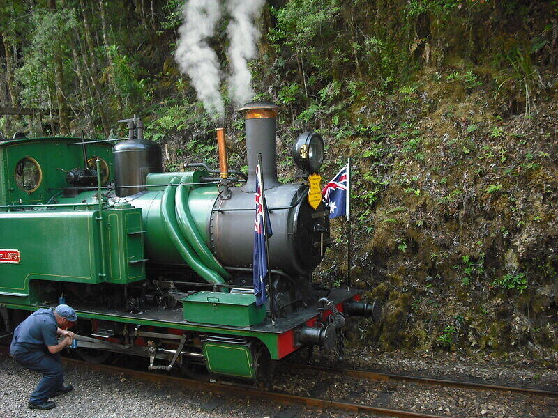 230