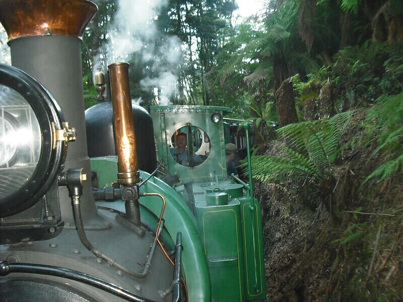 256