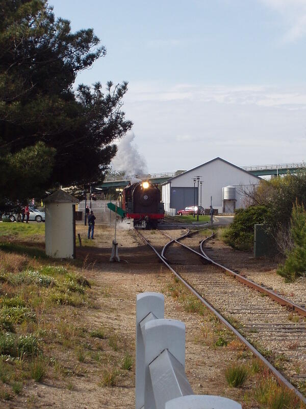PB240003 001