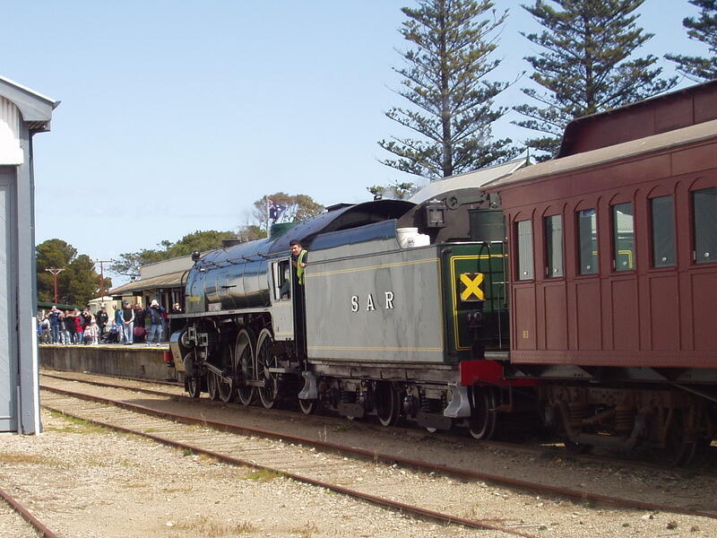 PB240008