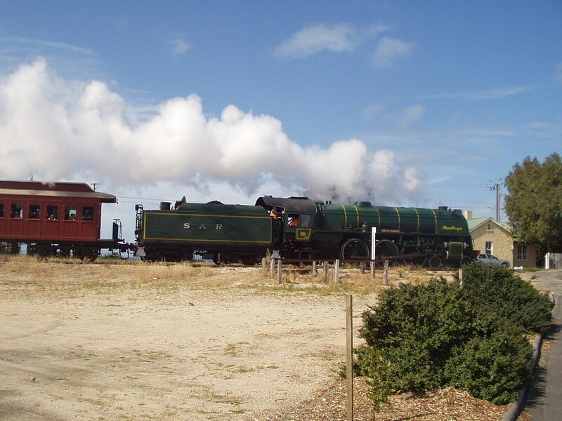 PB240037
