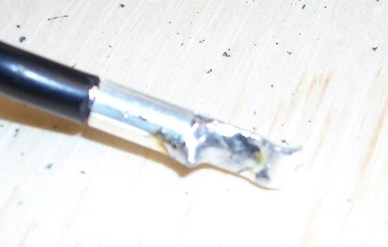 Poor solder job 07