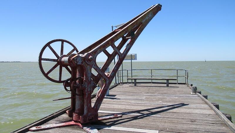 Jetty hand crane 02