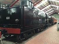 624