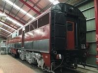 900