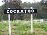 Cockatoo Station sign-01