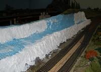 Wrong way to make a trackbed 01